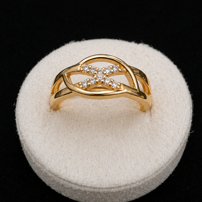 Elegant Gold-Plated Leaf Zircon Ring