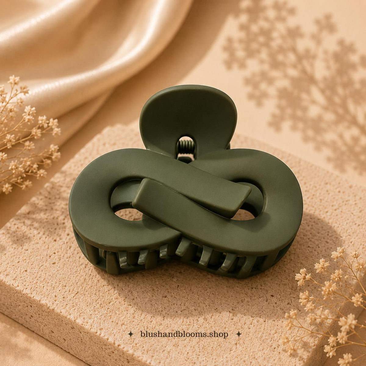 Minimalist Matte Infinity Hair Claw Clip