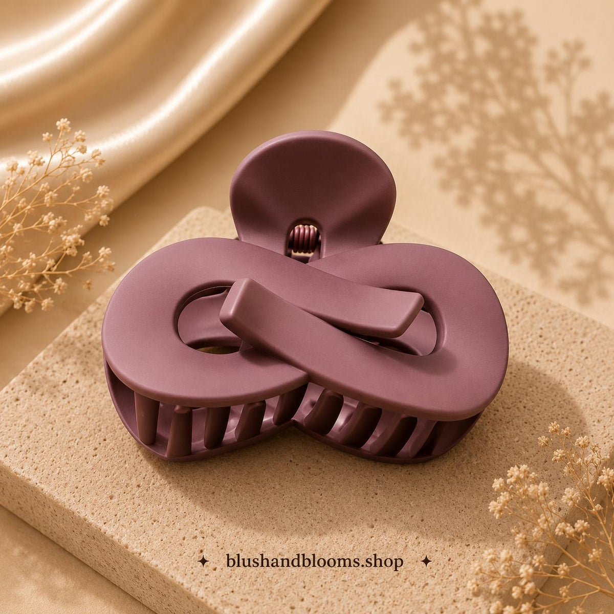Minimalist Matte Infinity Hair Claw Clip