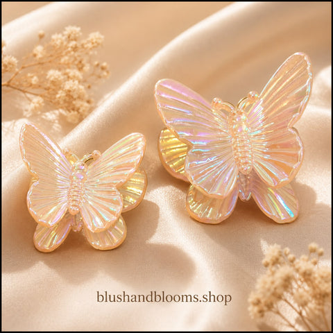 Iridescent Butterfly Claw Clip – Pearl Glow Hair Accessory