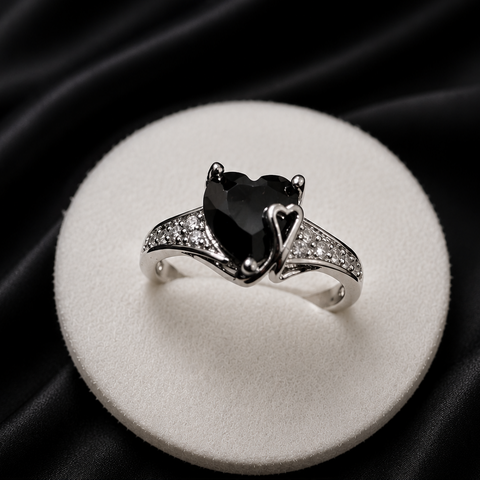 Midnight Heart Black Crystal Ring – Elegant Silver-Tone Promise Ring